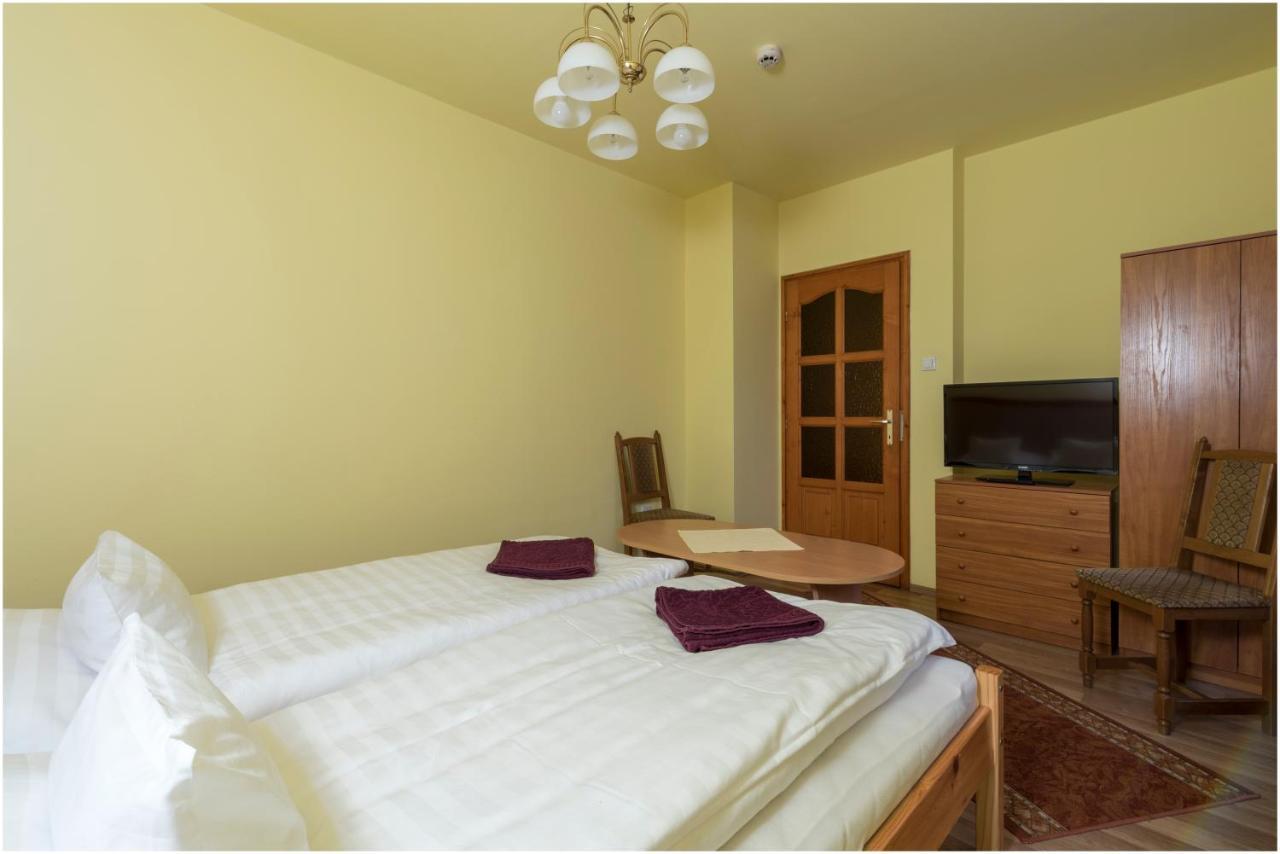 Szelkakas Fogado Es Etterem Bed and Breakfast Bátonyterenye Εξωτερικό φωτογραφία