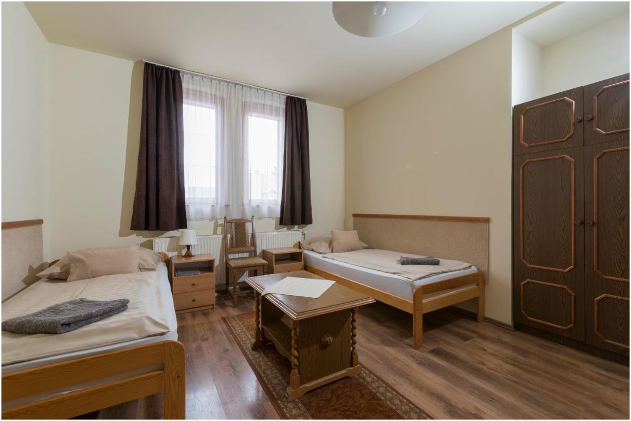 Szelkakas Fogado Es Etterem Bed and Breakfast Bátonyterenye Εξωτερικό φωτογραφία